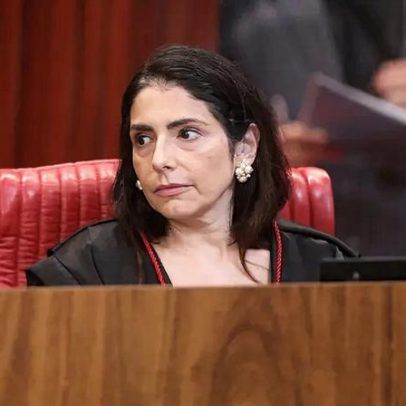 Ministra do TSE indicada por Lula será relatora de ação sobre escola de samba