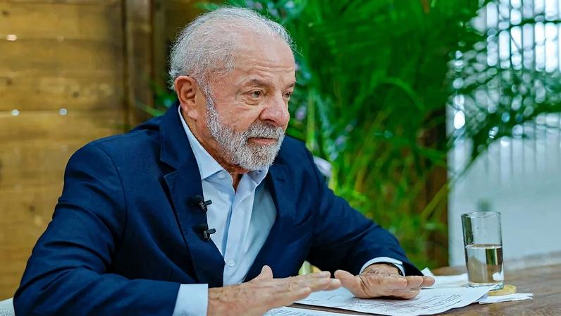 Lula concede entrevistas em Salvador, na Bahia, durante o Carnaval. Foto: Ricardo Stuckert / PR