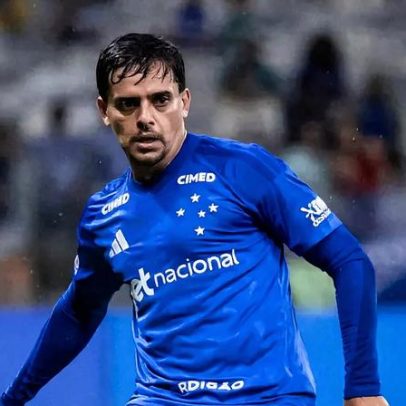 Fagner celebra vitória do Cruzeiro com desempenho equilibrado