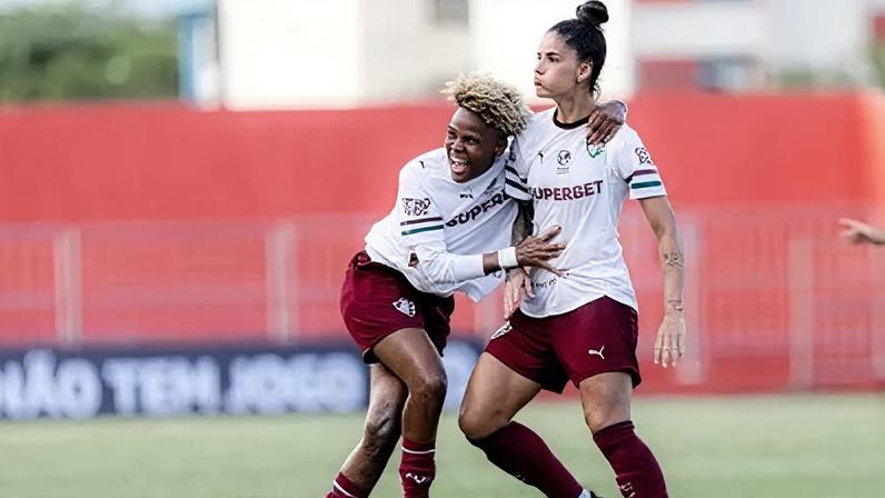 Jogadoras do Fluminense durante partida contra o Vitória, pelo Campeonato Brasileiro Feminino.
