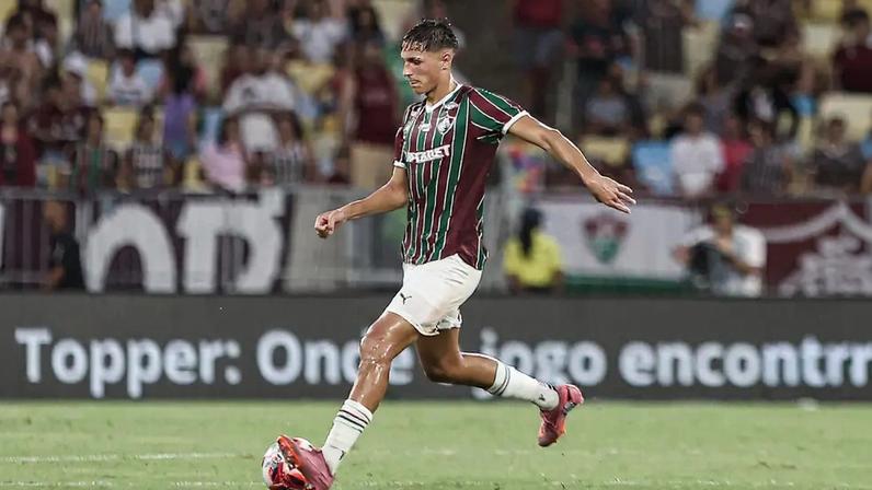 Bernal em ação pelo Fluminense (Foto: Lucas Merçon/ Fluminense FC)