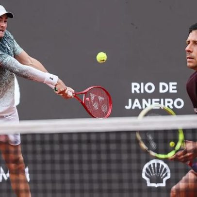 João Fonseca e Marcelo Melo avançam às semifinais de duplas no Rio Open