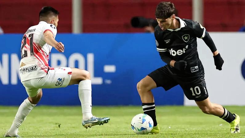 Montoro em ação na derrota do Botafogo para o Nacional Potosí (Foto: Vítor Silva/Botafogo)