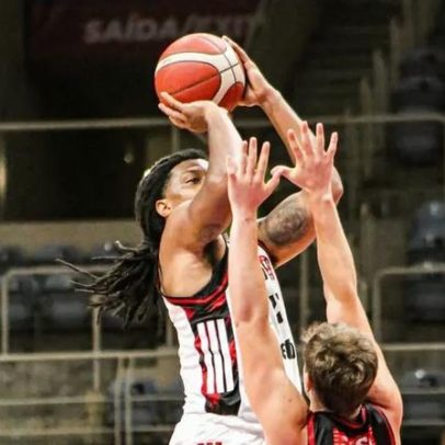 Flamengo vence Franca nos segundos finais e assume liderança do NBB