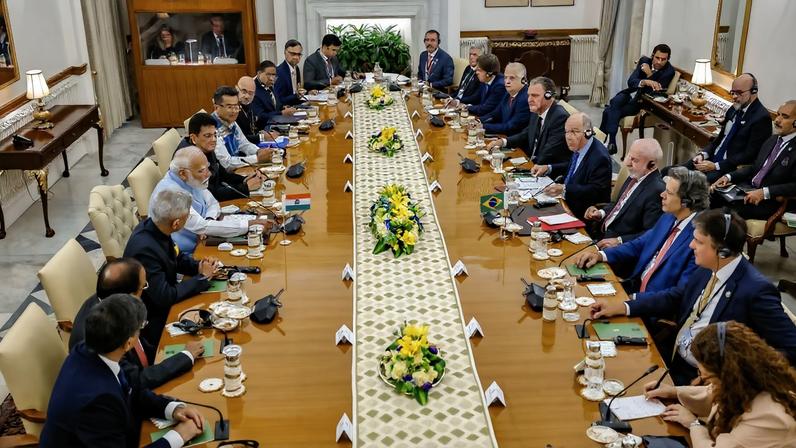 Presidente da República, Luiz Inácio Lula da Silva, durante reunião no Palácio Presidencial (Rashtrapati Bhawan) com o Primeiro-Ministro da República da Índia, Narendra Modi. Foto: Ricardo Stuckert/PR