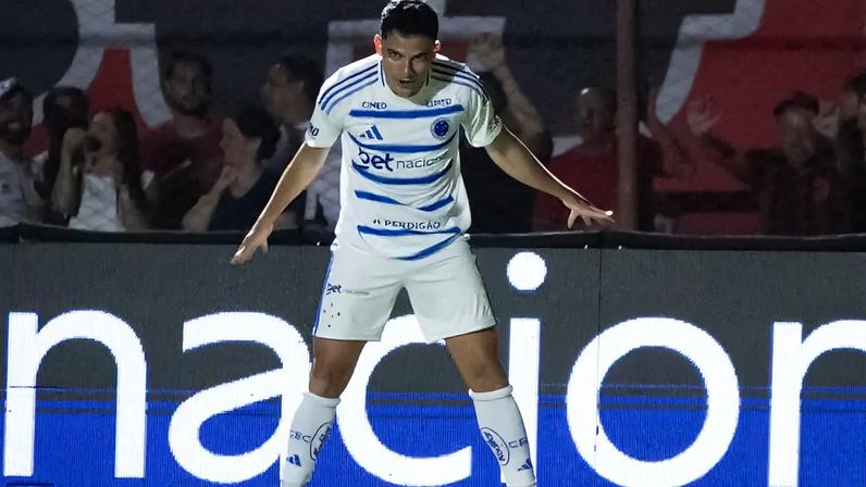 Bruno Rodrigues comemorando gol (Foto: Gustavo Aleixo/Cruzeiro)