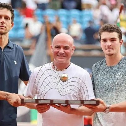 Agassi e lendas do tênis disputam campeonato em São Paulo