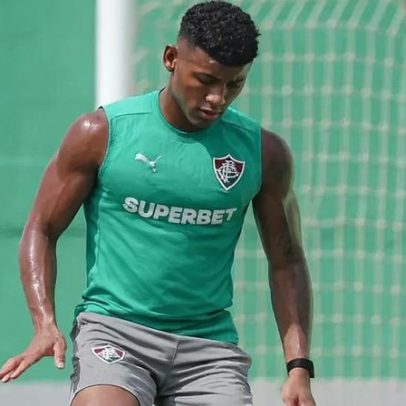 Fluminense anuncia relacionados para duelo contra o Palmeiras