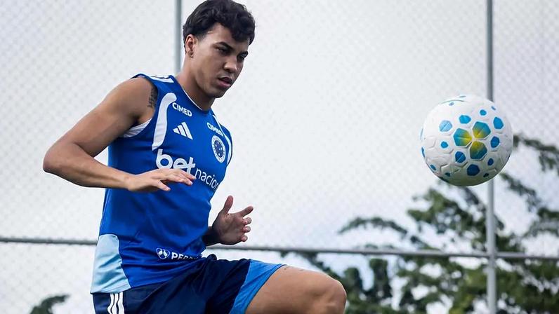 Treino, na Toca 2. (Foto: Gustavo Aleixo/Cruzeiro)