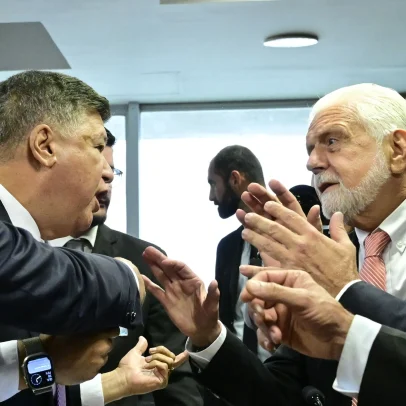 Petista acusa presidente da CPMI do INSS de manipular votação sobre Lulinha
