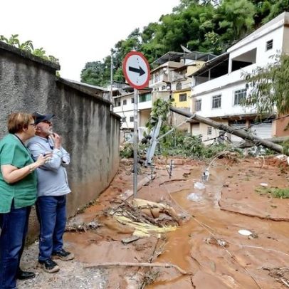 Lula promete apoio a cidades e famílias atingidas pelas chuvas em MG