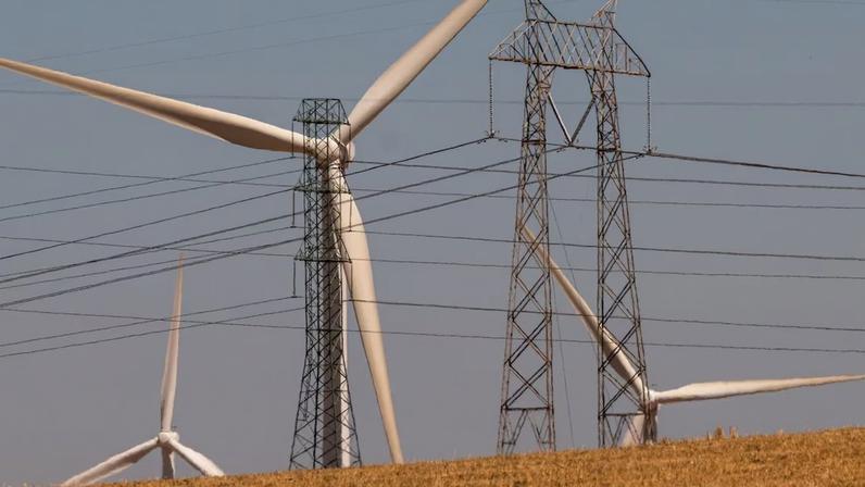 A AES fornece energia renovável para gigantes da tecnologia como a Microsoft