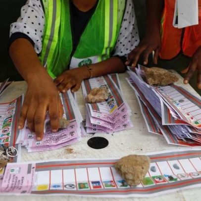 Senado da Nigéria aprova transmissão em tempo real de resultados eleitorais