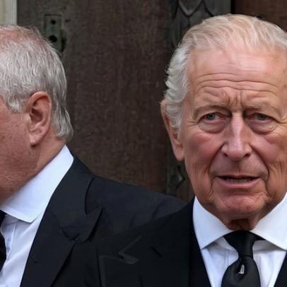 MPs pedem ao parlamento considerar a remoção de Mountbatten-Windsor