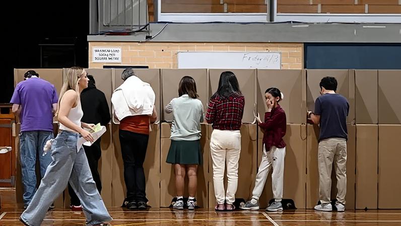 Analysis of Australian Electoral Commission data from the 2024-25 financial year shows fossil fuel and resources companies sent $10m in total to the Labor, Liberal and Nationals parties, as well as third-party campaign groups.