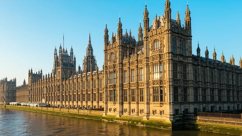 MPs, peers and senior parliamentary officials are divided on the best way to carry out urgently needed repairs to the mainly Victorian Palace of Westminster.
