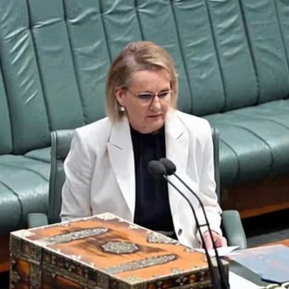 Liberal perto de destituir sua primeira líder; Taylor avança contra Ley