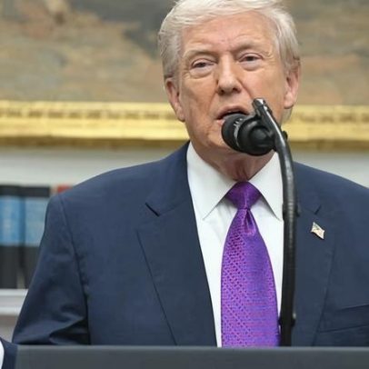 Trump revoga decisão climática histórica; Kerry a classifica como orwelliana