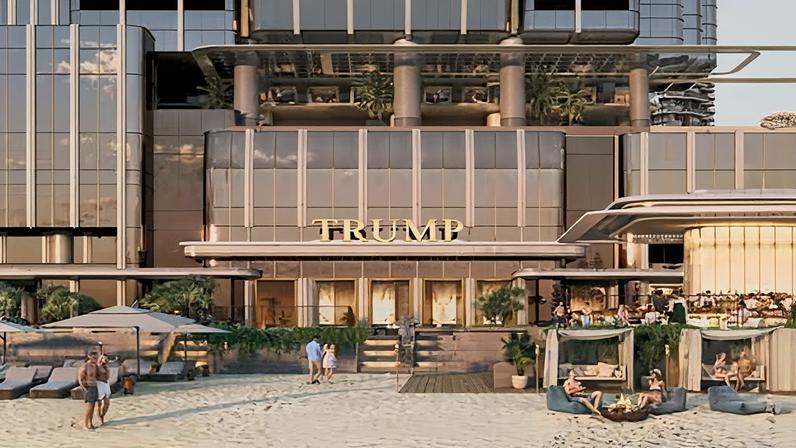 Queensland property developer David Young says the Trump International Hotel & Tower Gold Coast will be a 340-metre high ‘6-star resort-hotel’ with 270 apartments. Illustration: Altus Property Group