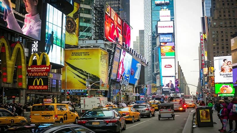 O crescimento econômico dos Estados Unidos desacelerou mais do que o esperado no quarto trimestre de 2025