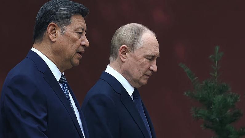 El presidente de China, Xi Jinping, y el ruso, Vladímir Putin, en Pekín el pasado mes de septiembre.