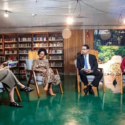 Da punição ao diálogo: série mostra como escolas brasileiras estão transformando conflitos em caminhos de cuidado e convivência