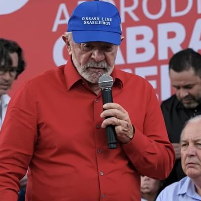 Lula diz que eleição será guerra e que não há mais Lulinha paz e amor