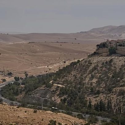 Projeto na Flórida visa banir uso de 'West Bank' em escolas e órgãos