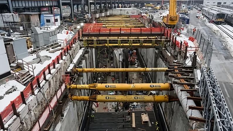People work at the site of the Gateway project in New York City.