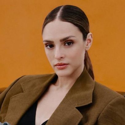 Isabelle Drummond defende elegância e conforto nos looks diários