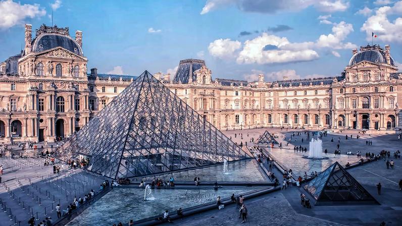 The Louvre is facing the longest period of strikes in its history