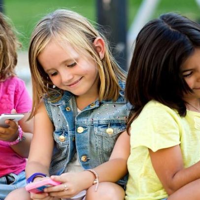 Discernimento digital começa com a família em casa