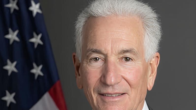 El embajador de Estados Unidos en Francia, Charles Kushner, en una imagen sin datar del Departamento de Estado.