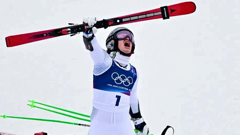 Lucas Pinheiro Braathen reage após a segunda descida do slalom gigante masculino nos Jogos Olímpicos de Inverno 2026 (Foto: Fabrice Coffrini/AFP)
