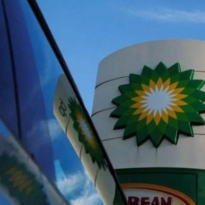 BP registra lucros dentro das expectativas e suspende recompra de ações