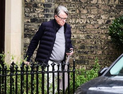 Polícia prendeu ex-ministro trabalhista Peter Mandelson ligado ao caso Epstein