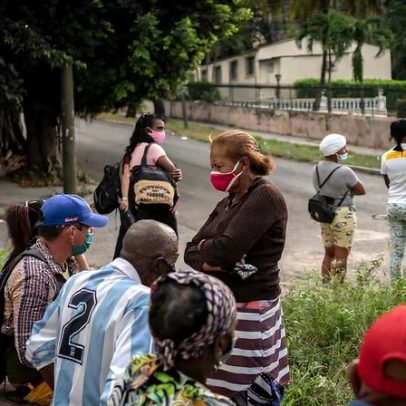 Os cubanos também exigem anistia para presos políticos