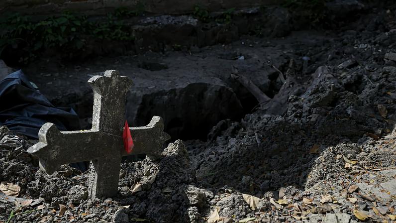 A grave cross is seen in the area where ossuaries are being built, on the day of a commemorative event in memory of people reported missing during the armed conflict in the country, at the Jamundi cemetery in Jamundi, Colombia, May 29, 2025. REUTERS/Jair F. Coll