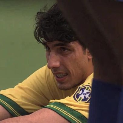 Athirson comenta possibilidade de ser titular da Seleção na Copa do Mundo