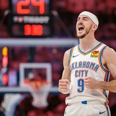 Alex Caruso reage com humor após bate-boca com LeBron James