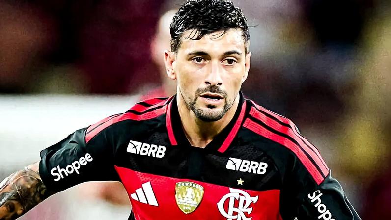 Giorgian de Arracaeta durante duelo entre Flamengo e Internacional, pelo Brasileirão (Foto: Gilvan de Souza / Flamengo)