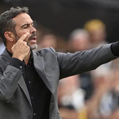 Perfil de Artur Jorge agrada ao Vasco, mas saída do Al-Rayyan é improvável