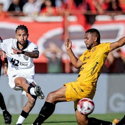 Alexsander faz tratamento com células-tronco para lesão no Atlético-MG