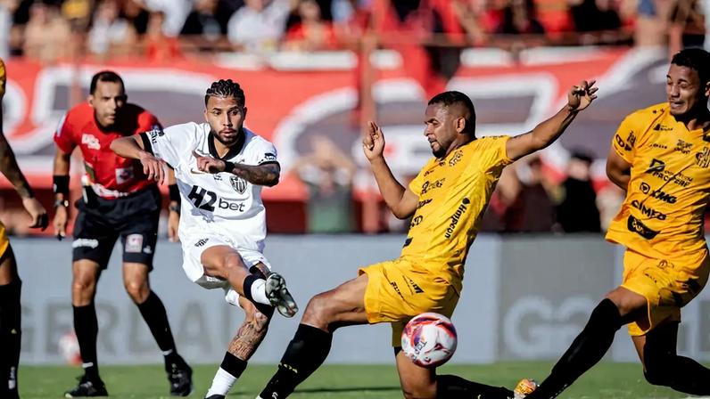 Atlético vence de virada por 3 a 1 o Pouso Alegre (Foto: Pedro Souza / Atlético)
