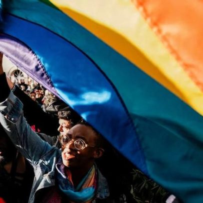 Nova York devolve bandeira Pride ao Stonewall após retirada pelo governo Trump