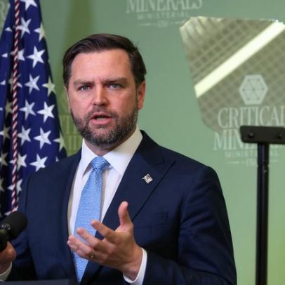 Vice-presidente dos EUA Vance visita Armênia e Azerbaijão para promover paz e comércio