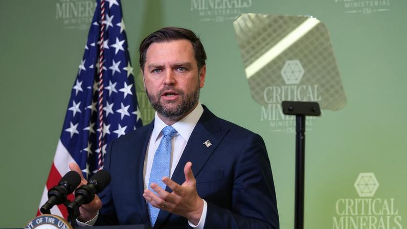 Vice-presidente dos EUA Vance visita Armênia e Azerbaijão para promover paz e comércio