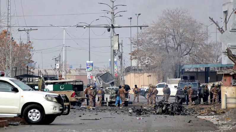 Army soldiers gather at the site, following millitant attacks, in Quetta, Pakistan, January 31, 2026. REUTERS/Stringer