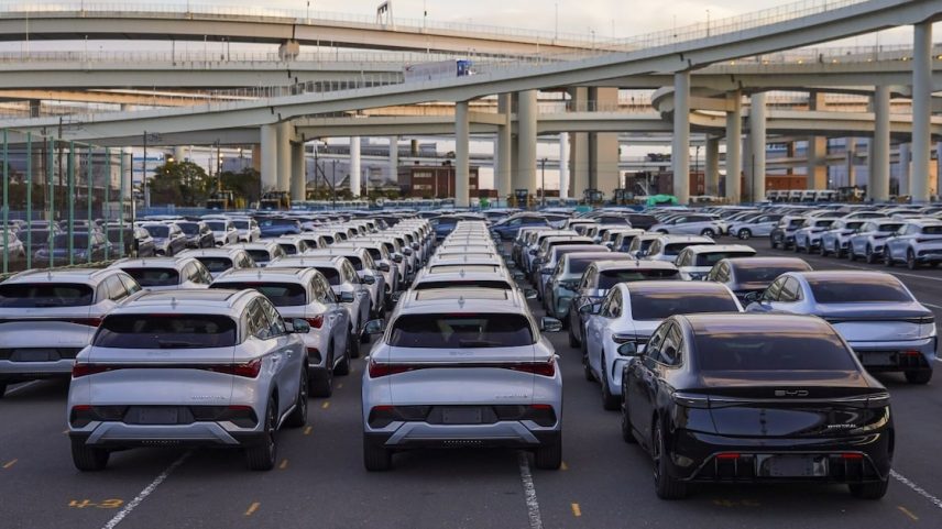 A BYD busca defender os seus direitos em relação às tarifas declaradas por Donald Trump por meio de ordens executivas (Foto: Toru Hanai/Bloomberg)
