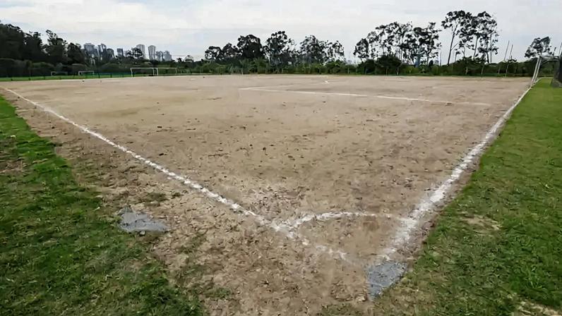 CT da base do Palmeiras tem campo de terra 'proposital' (Foto: Reprodução/Palmeiras)